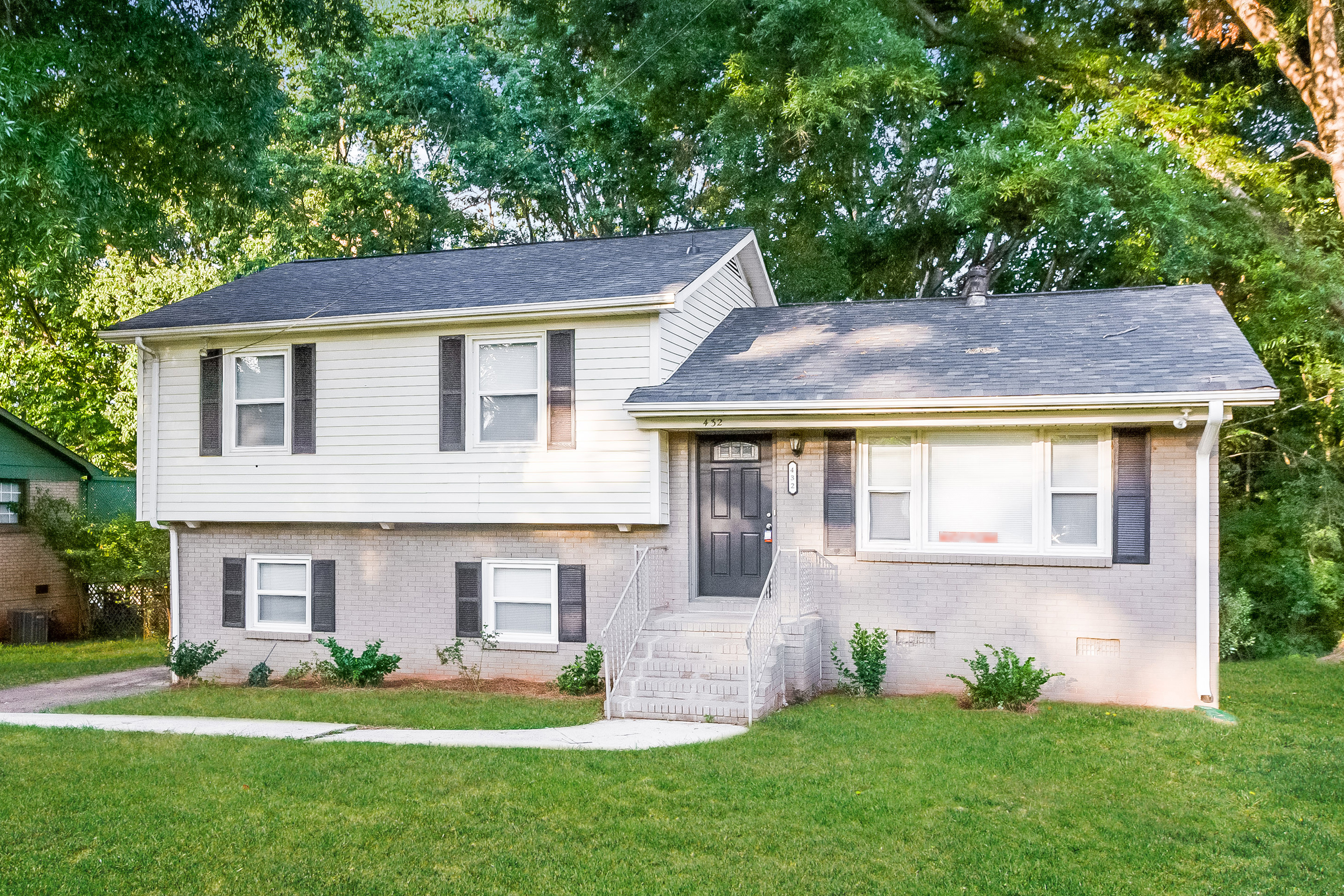 432 Fairgreen Dr Charlotte, NC 28217